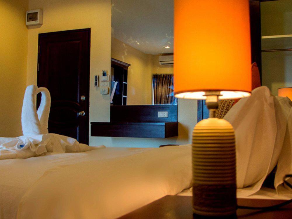 Lucky Inn Residency Pattaya Bagian luar foto