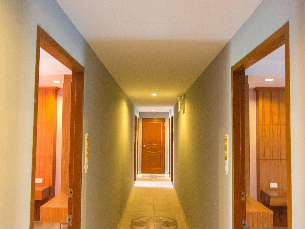 Lucky Inn Residency Pattaya Bagian luar foto
